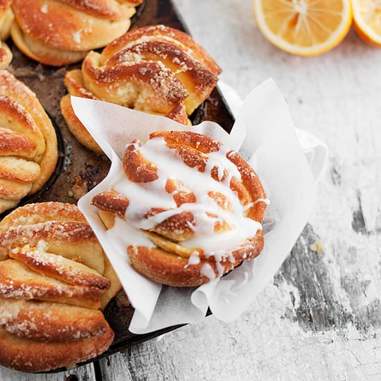 Lemon Pull-apart Sweet Rolls