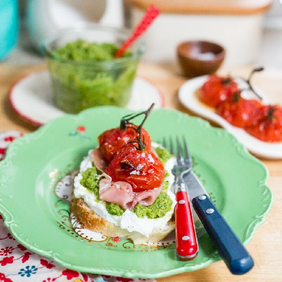 Smoky Cheddar & Almond Chive Pesto