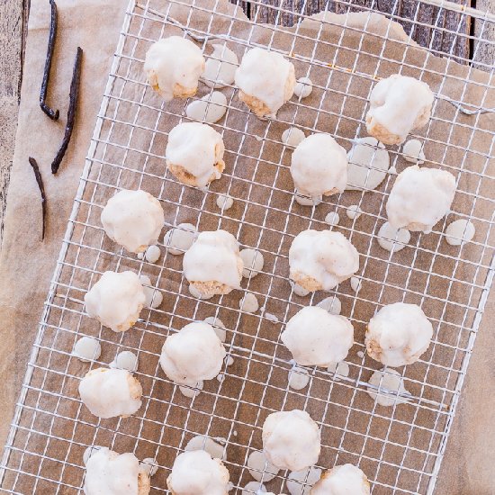 Vanilla-Glazed Banana Donut Holes