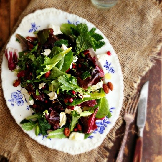 Date & Pomegranate Salad