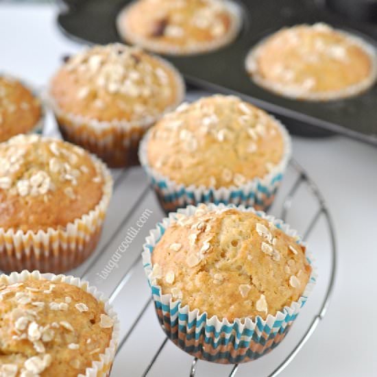 Oat Date Muffins