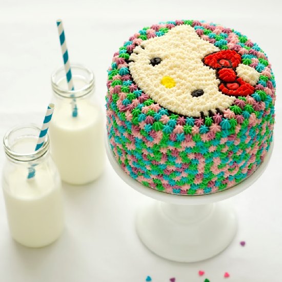 Hello Kitty pastel pom pom cake