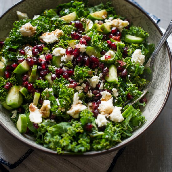 Healthy Kale and Pomegranate Salad