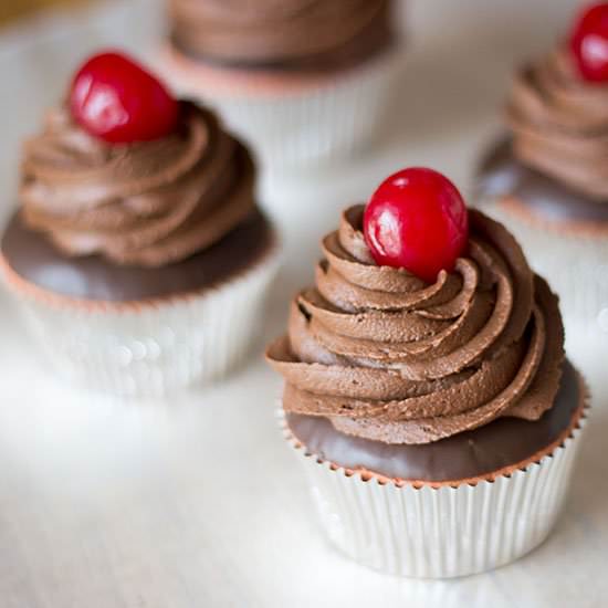 Chocolate Covered Cherry Cupcakes