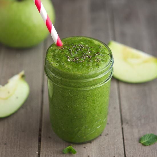 Minty-Chia Green Smoothie