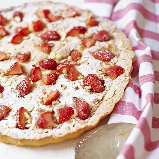 Strawberry Egg White Tart