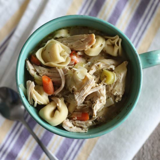 Chicken Pesto Tortellini Soup