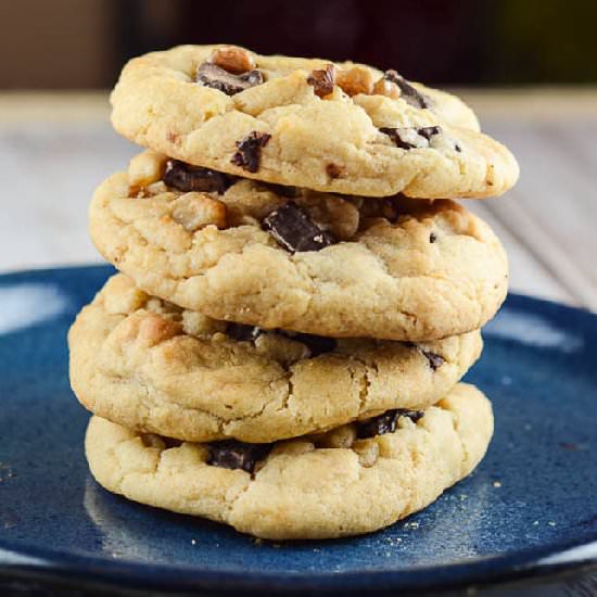 Dark Chocolate Chunk Walnut Cookies