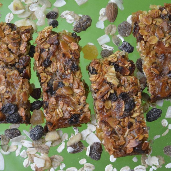 Muesli Bars with No Refined Sugar