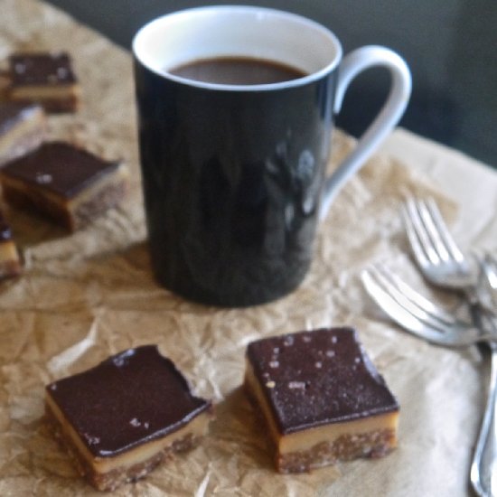 Raw Caramel Slices