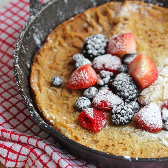 Vanilla Dutch Baby with Berries