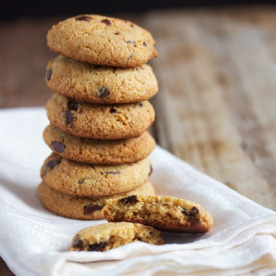 Paleo Chocolate Chip Cookies