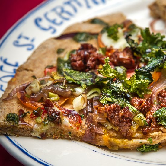 Lamb pizza with crispy kale