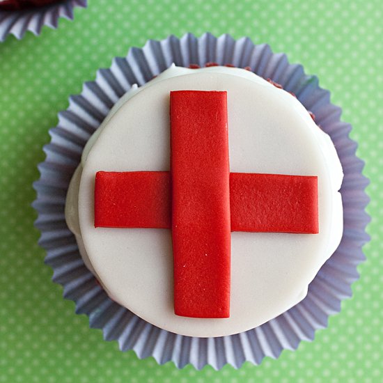 Red Cross cupcakes