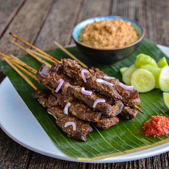 Kangaroo Satays with Peanut Sauce