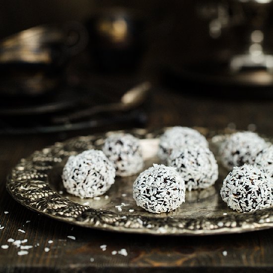 Healthy Candies With Dried Plums