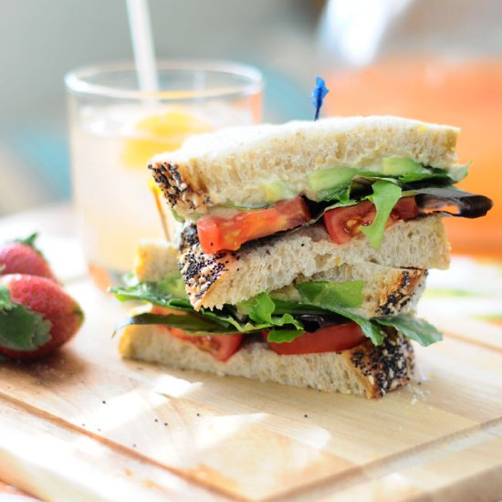 Quick & Easy Veggie Lunch Sandwich