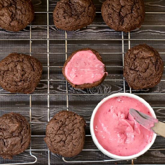 Chocolate Cookies Raspberry Filling