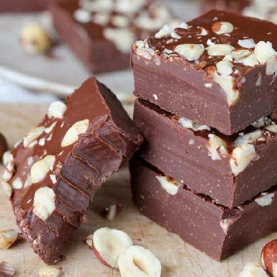 Paleo “Nutella” Fudge Squares