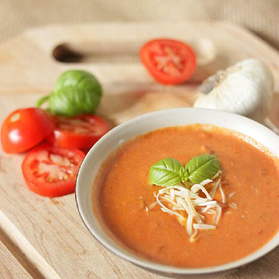 Copycat Panera Tomato Basil Soup