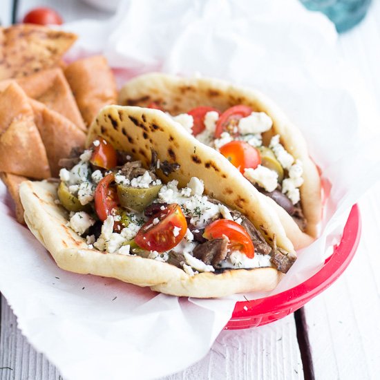 Easy Crockpot Greek Gyros!