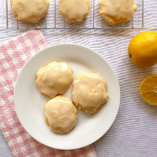 Soft Lemon Ricotta Cookies