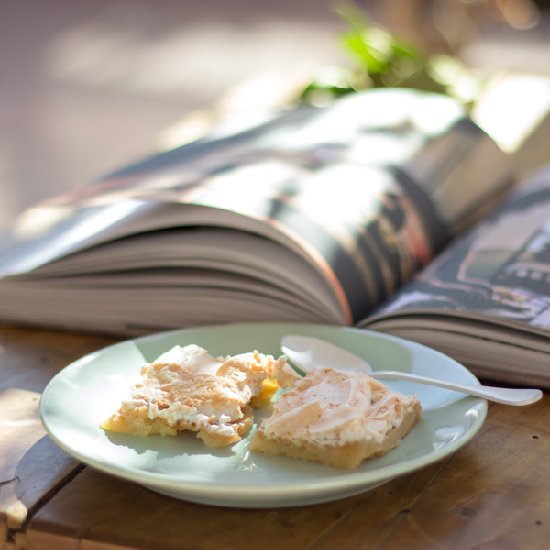 Meringue and Clementine Bars