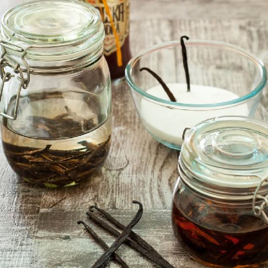 Homemade Vanilla Extract