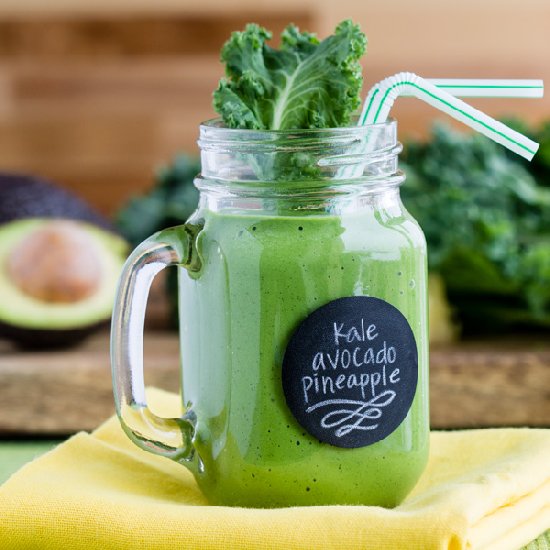 Kale Piña-Covado {Protein Shake}