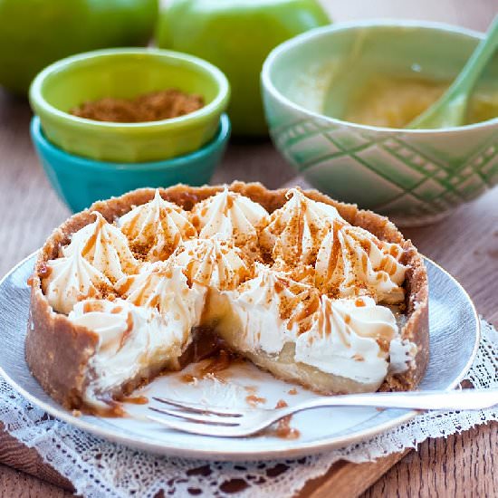 Apple & Caramel Cream Pie