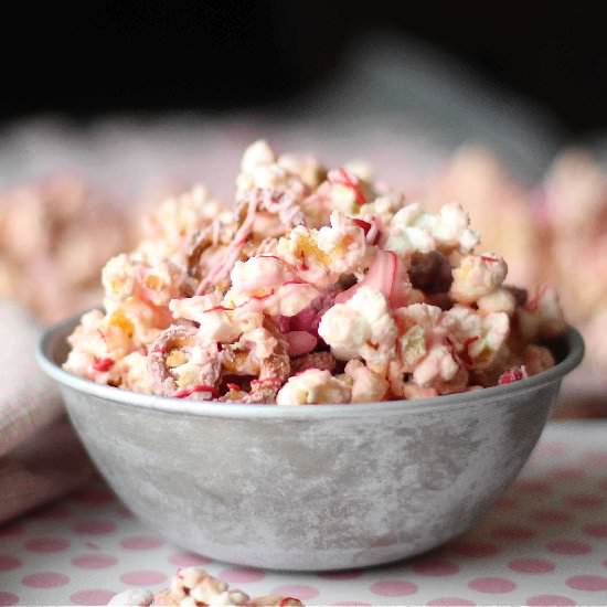 Pink Chocolate Popcorn