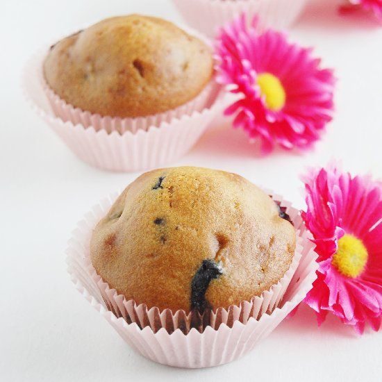 Eggless Blueberry Muffin