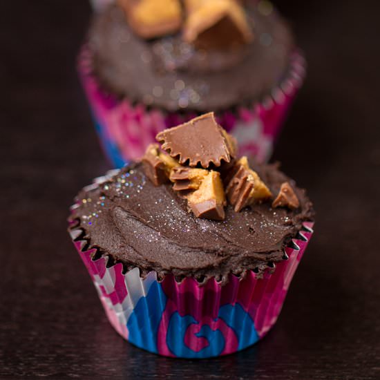 Chocolate Peanut Butter Cup Cupcake