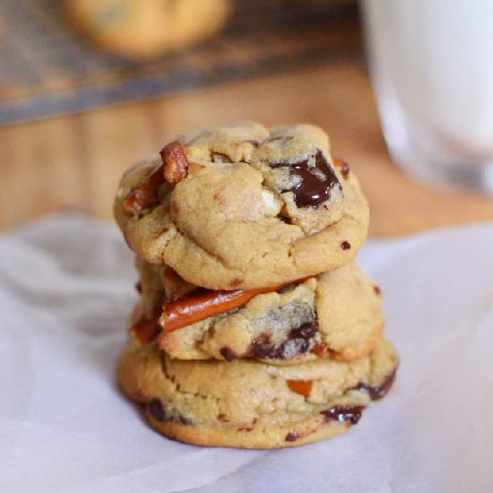 Choc Peanut Butter Pretzel Cookies