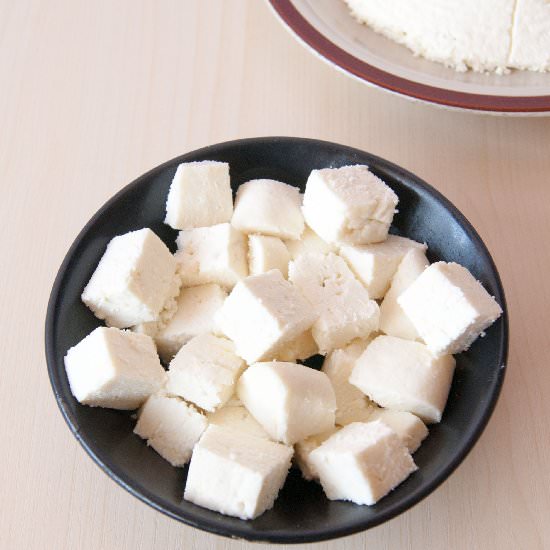 Homemade Cottage Cheese / Paneer