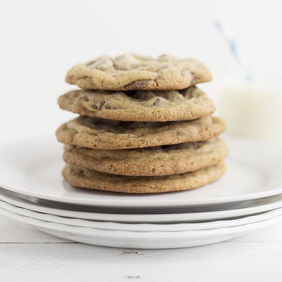 Thin & Chewy Chocolate Chip Cookies