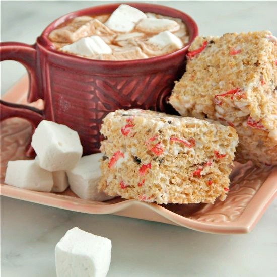 Rice Krispie Bars with Strawberries