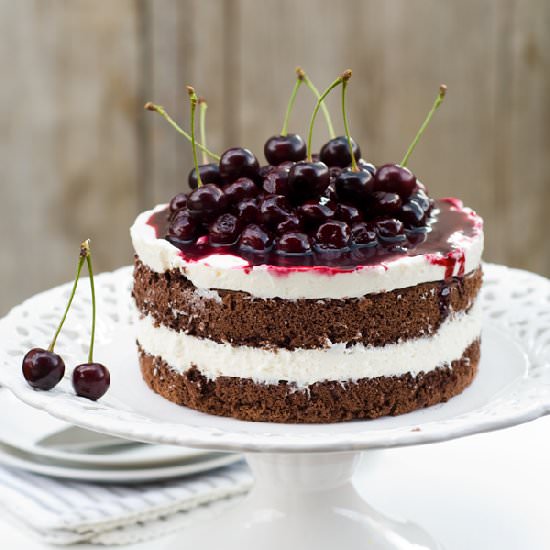 Cherry-Mascarpone Cake