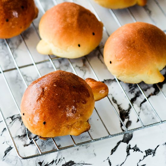 One Hour Vegan Buttery “Fish” Buns