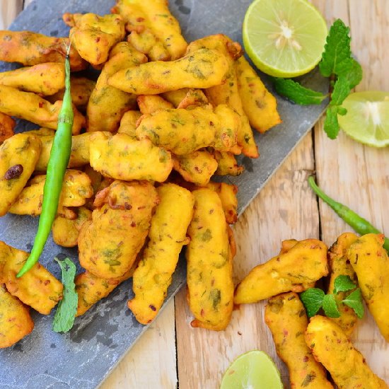 Baby Corn Fritters (Pakoda)