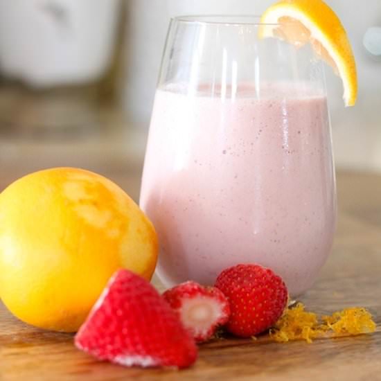 Creamy Strawberry Smoothie