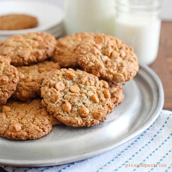 Crispy Butterscotch Oatmeal Cookies