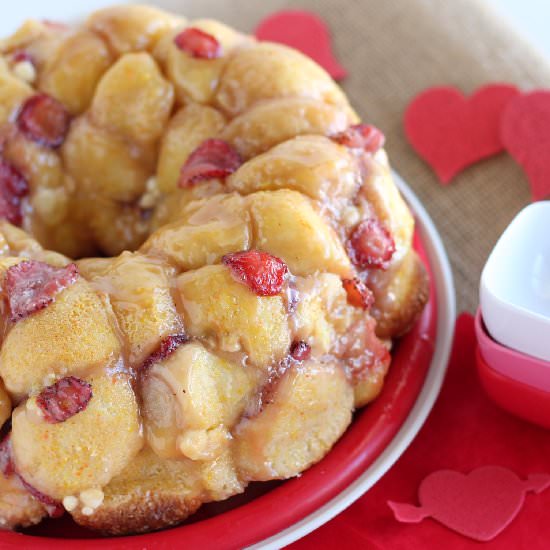 Vanilla Strawberry Monkey Bread