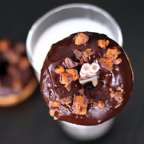 Peanut Butter Butterfinger Donuts