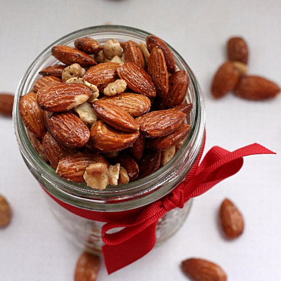 Smokey Mixed Nuts