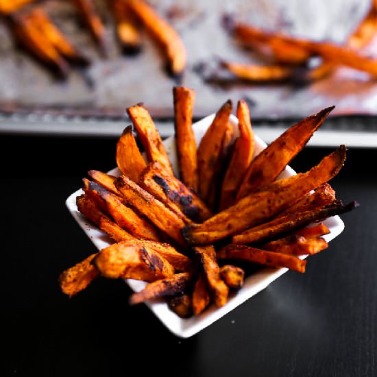 Baked Spicy Sweet Potato Fries