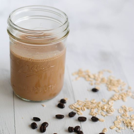 Mocha-Banana Breakfast Smoothie