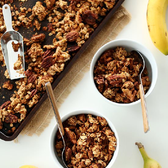 Banana Bread Granola