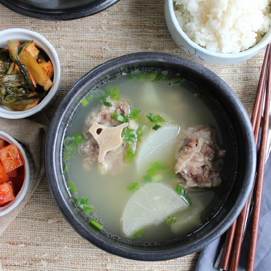 Korean Oxtail Soup