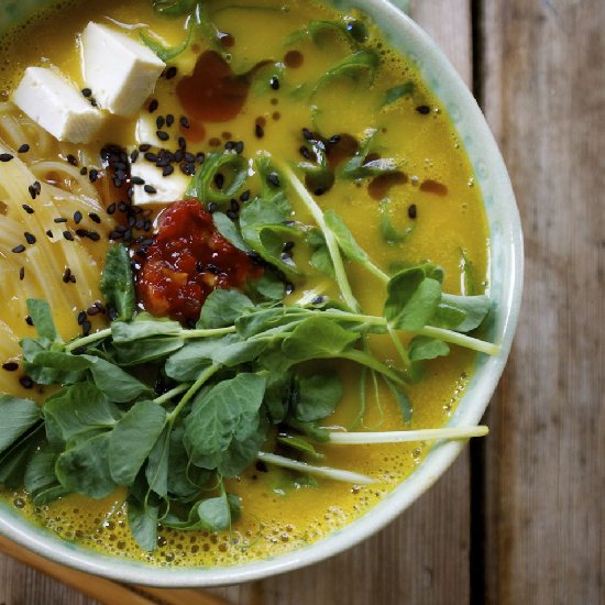 10 Minute Vegan Ramen Bowl